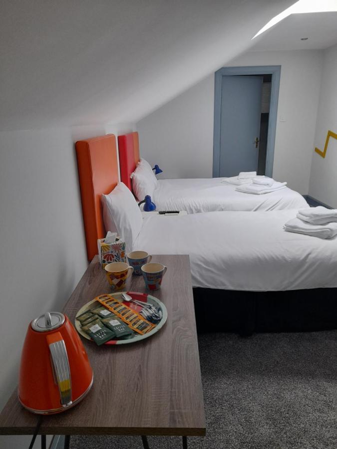 אינברנס Friars Bridge Guesthouse מראה חיצוני תמונה