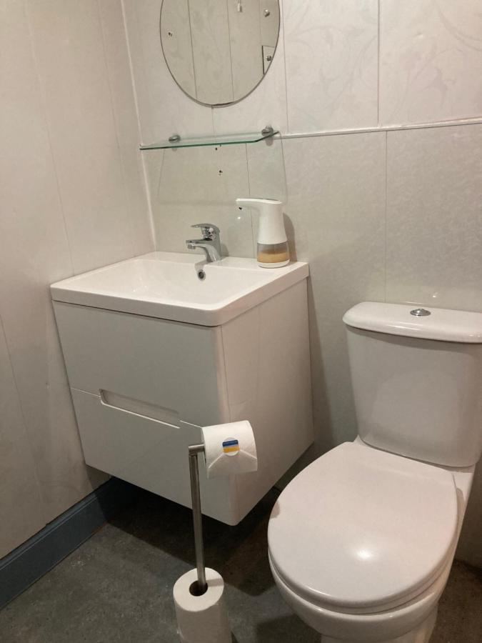 אינברנס Friars Bridge Guesthouse מראה חיצוני תמונה
