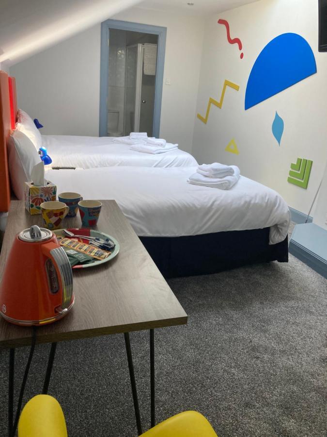 אינברנס Friars Bridge Guesthouse מראה חיצוני תמונה